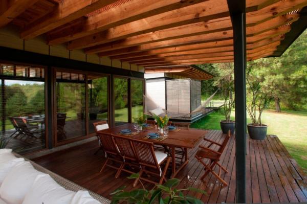San Sen House