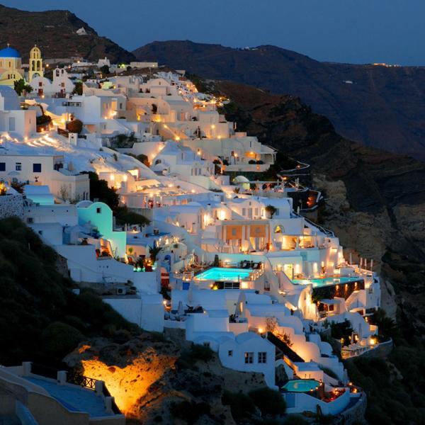 Katikies Hotels