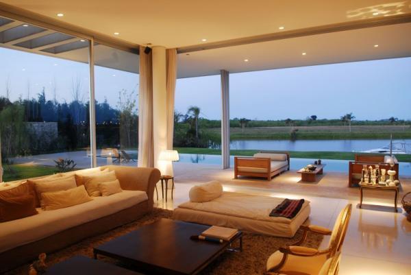Agua House