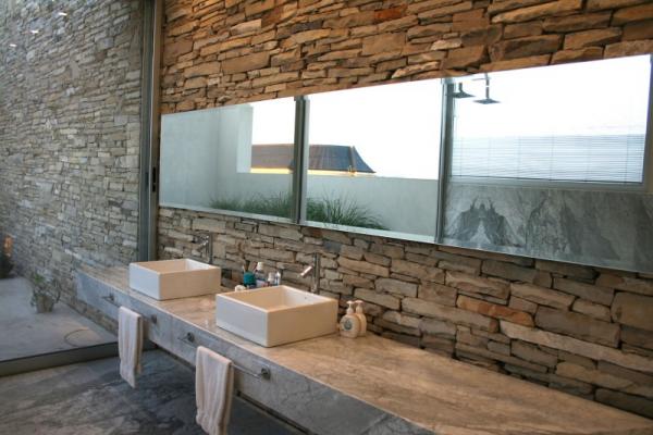 Agua House