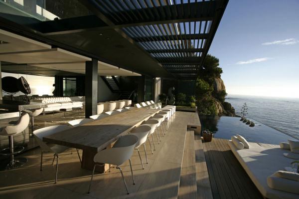 Mwanzoleo Residence
