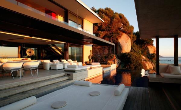 Mwanzoleo Residence