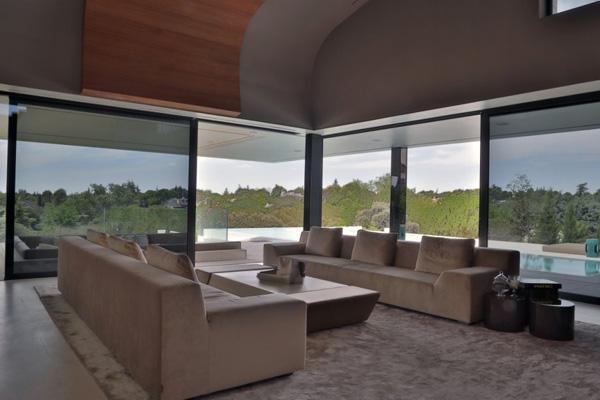 Balcony House
