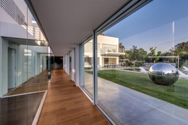 Contemporary Villa in Ramot Hashavim