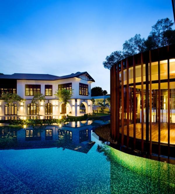 Screen House