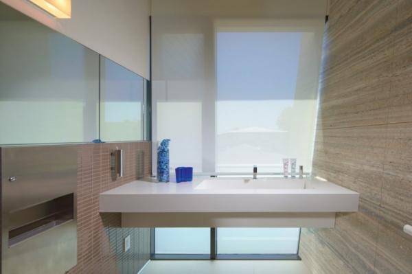 The Obagi Skin Health Institute
