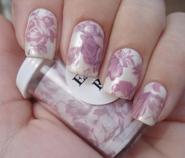 40 Examples of Elegant Nail Art