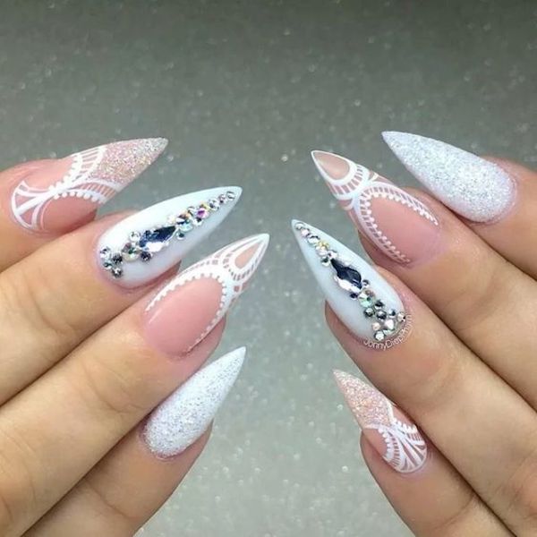 45+ Fearless Stiletto Nails