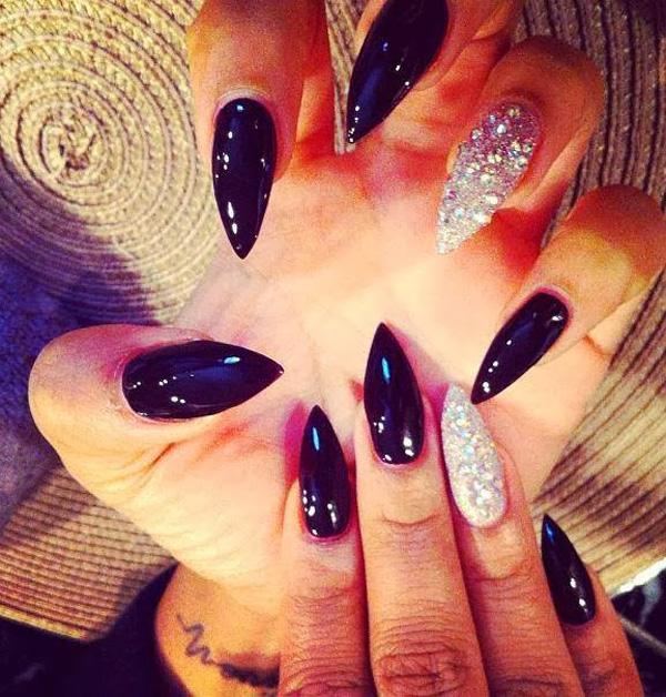 45+ Fearless Stiletto Nails