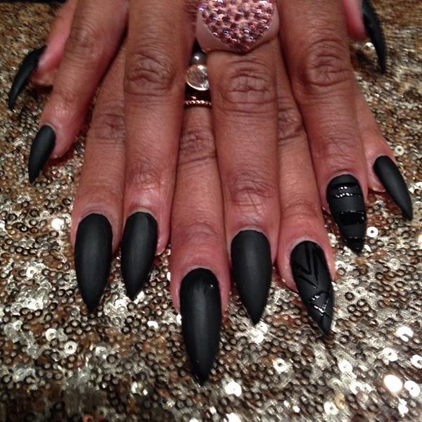 45+ Fearless Stiletto Nails