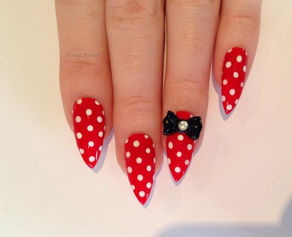 45+ Fearless Stiletto Nails