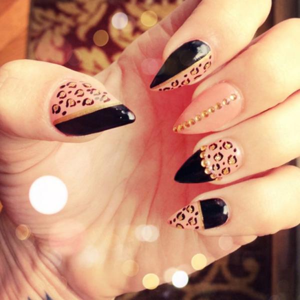 45+ Fearless Stiletto Nails