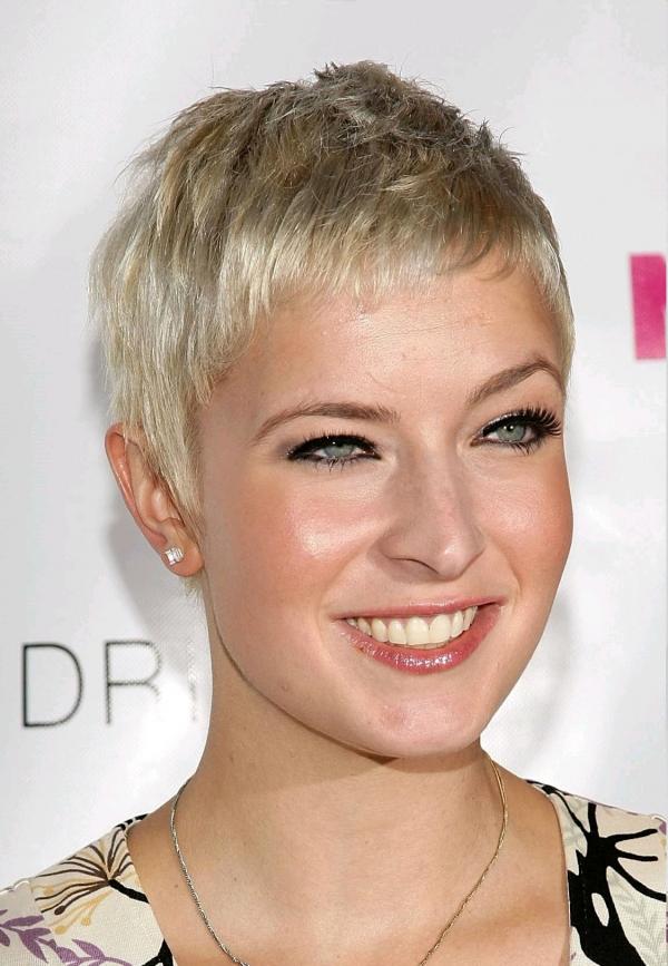 Short Hairstyles for Women