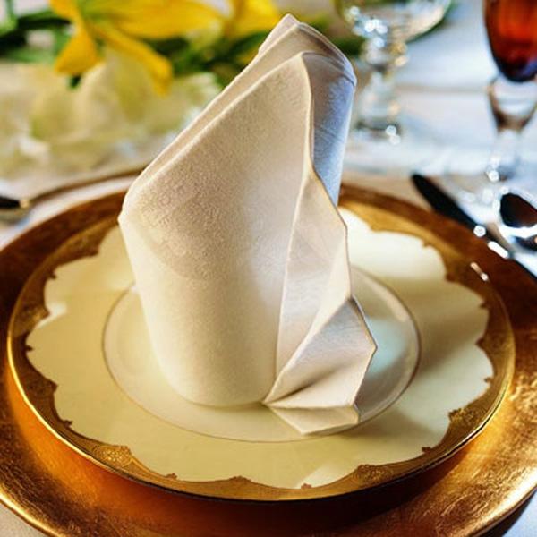 35 Beautiful Examples of Napkin Folding