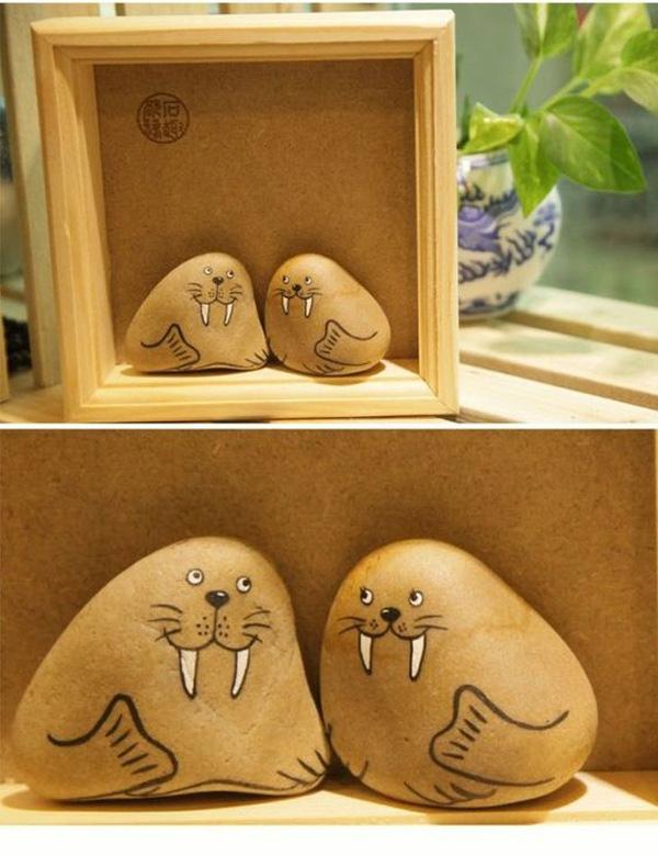 35 DIY Ideas of Painted Rocks