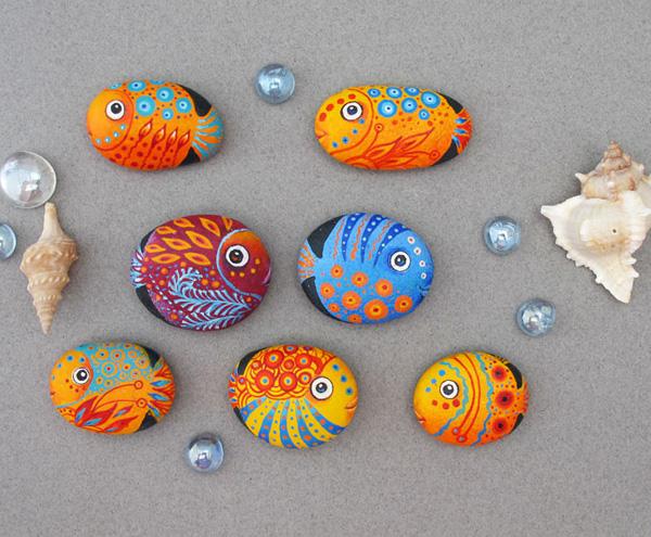 35 DIY Ideas of Painted Rocks