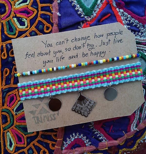 25 DIY Friendship Bracelets