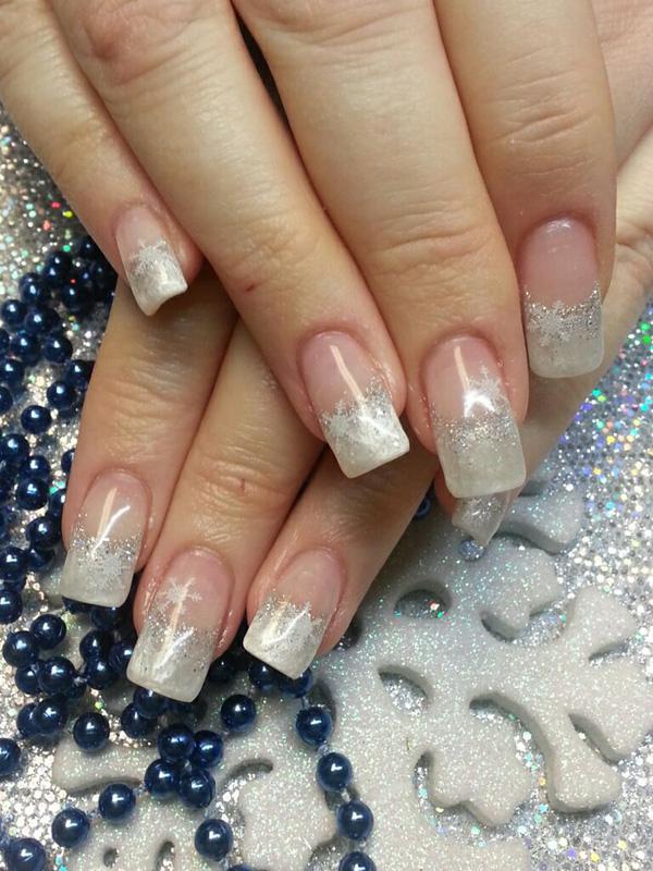 65 Cute Christmas Nails
