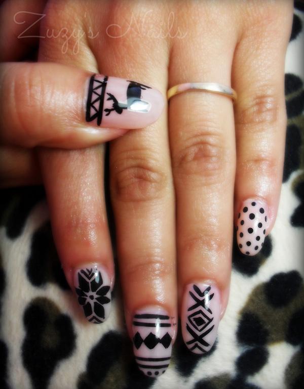 65 Cute Christmas Nails