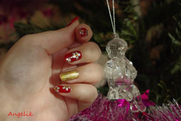 65 Cute Christmas Nails