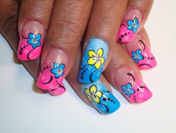 50 Flower Nail Art Designs