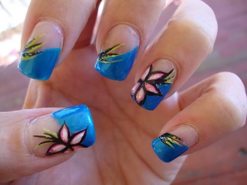 50 Flower Nail Art Designs