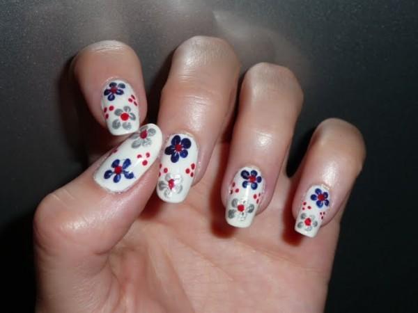 50 Flower Nail Art Designs