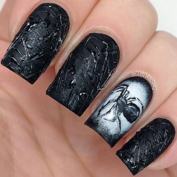 50 Cool Halloween Nail Art Ideas