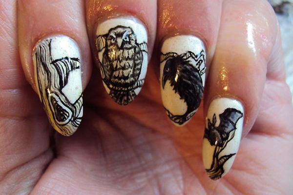 50 Cool Halloween Nail Art Ideas