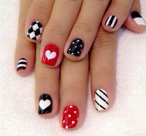 70+ Heart Nail Designs