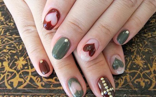 70+ Heart Nail Designs