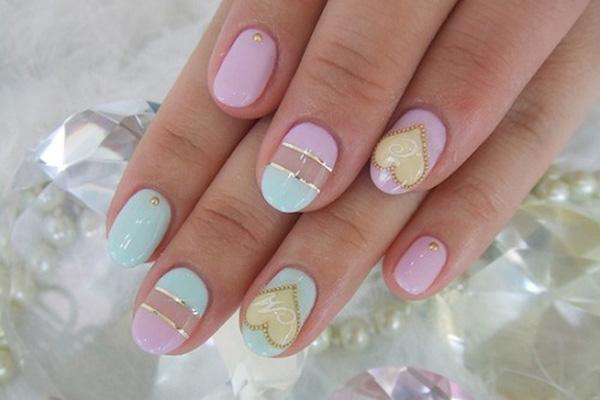 70+ Heart Nail Designs
