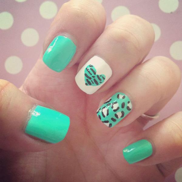 70+ Heart Nail Designs