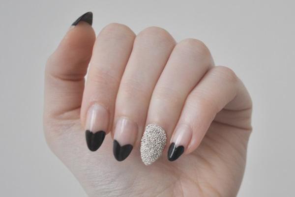 70+ Heart Nail Designs