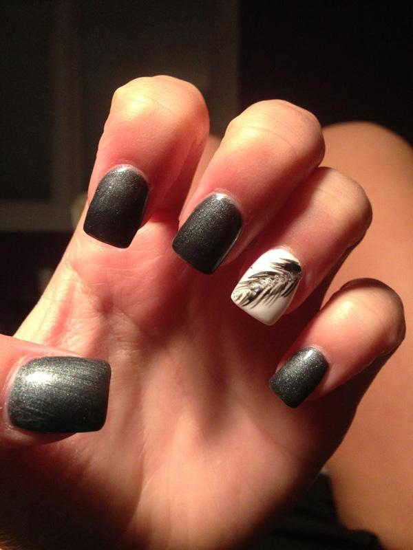 40+ Examples of Feather Nail Art