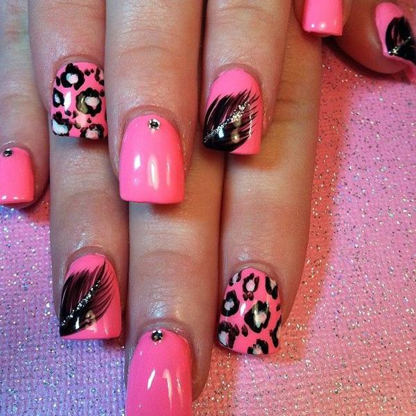 40+ Examples of Feather Nail Art