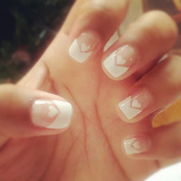 40 Ideas for Wedding Nail Designs