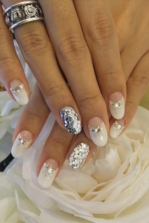 40 Ideas for Wedding Nail Designs