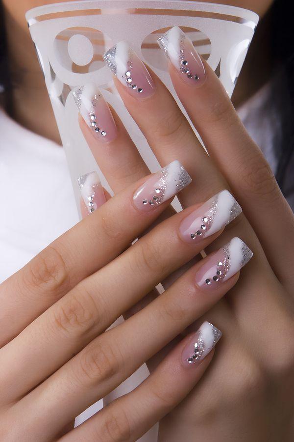 40 Ideas for Wedding Nail Designs