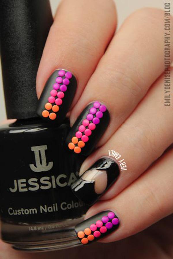 30+ Adorable Polka Dots Nail Designs