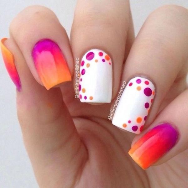 30+ Adorable Polka Dots Nail Designs