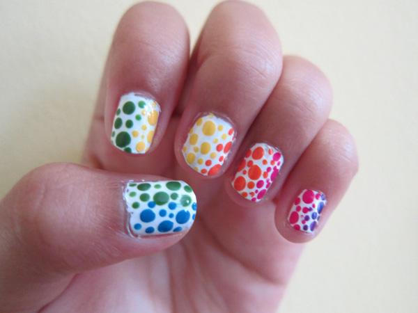 30+ Adorable Polka Dots Nail Designs