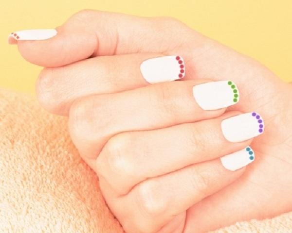 30+ Adorable Polka Dots Nail Designs