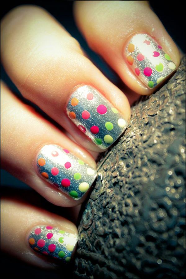 30+ Adorable Polka Dots Nail Designs