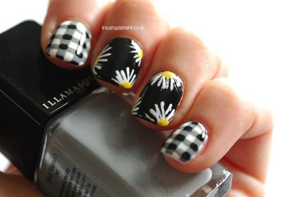 35 Gingham and Plaid Nail Art Designs