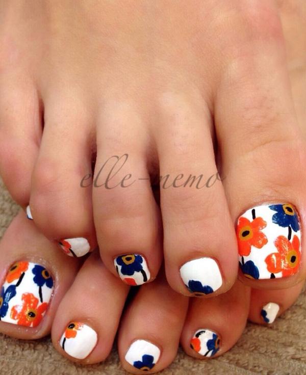 50 Pretty Toenail Art Designs
