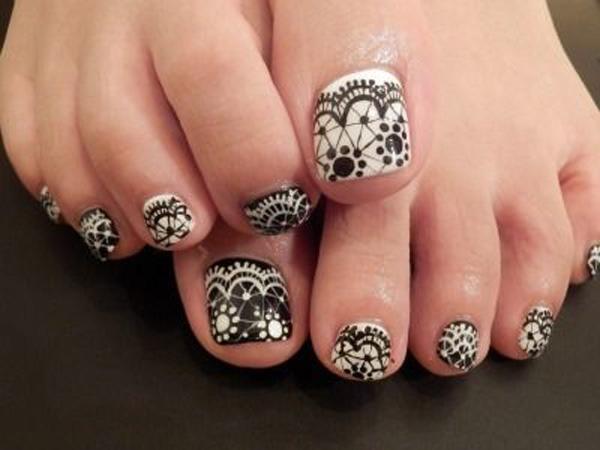 50 Pretty Toenail Art Designs
