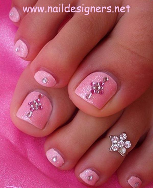 50 Pretty Toenail Art Designs