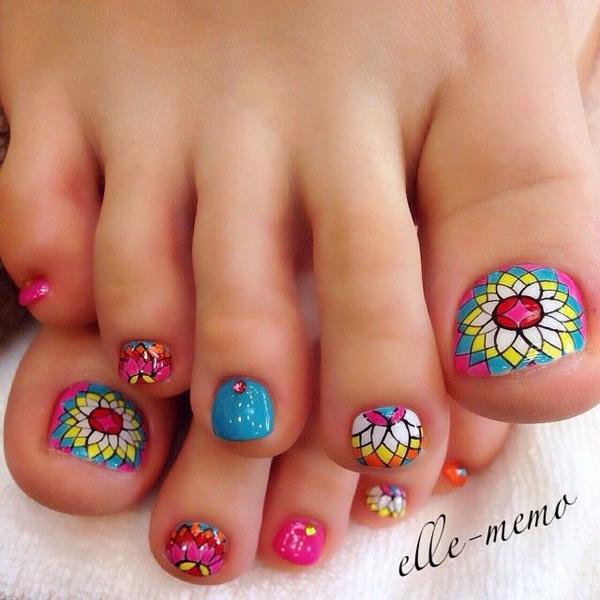 50 Pretty Toenail Art Designs