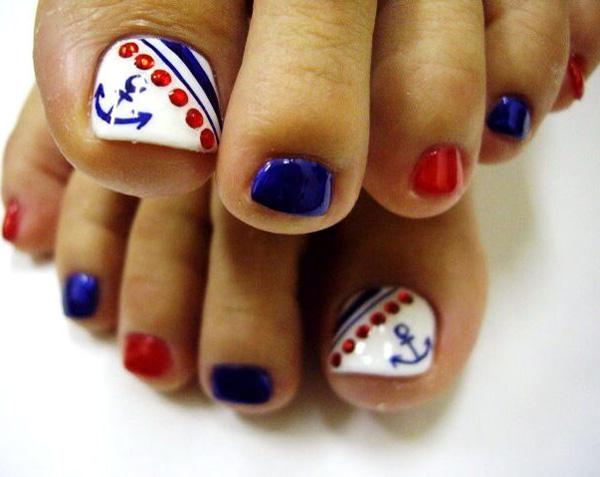 50 Pretty Toenail Art Designs